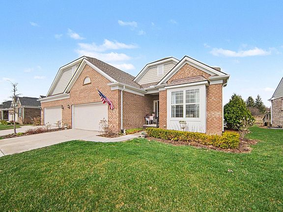4th image of 3376 Bella Vista Dr