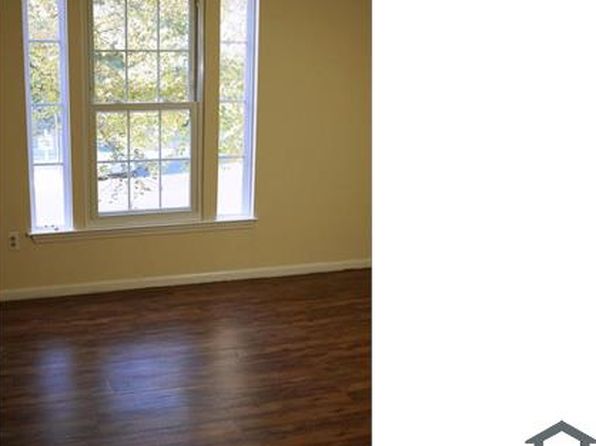 1305 Clover Valley Way APT E