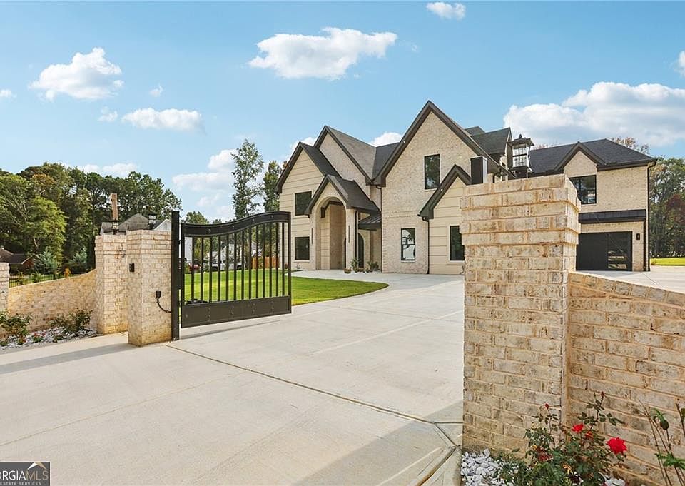 1st image of 1090 Larosa Dr