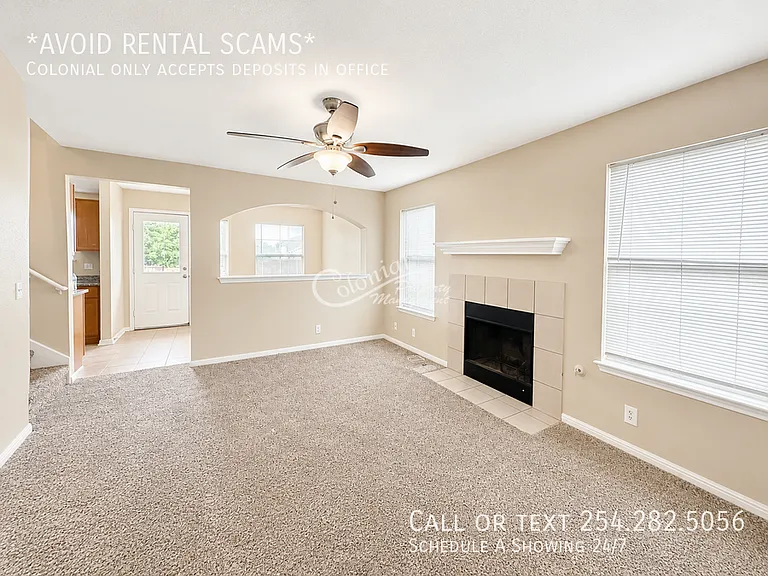 15007 Chamberlain Ct — Photo 3