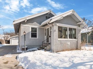 830 Ridgewood Ave, Ames, IA 50010