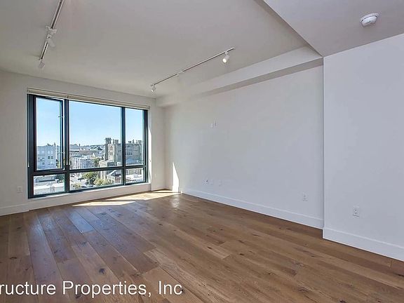 3rd image of 1450 Franklin St APT 1003