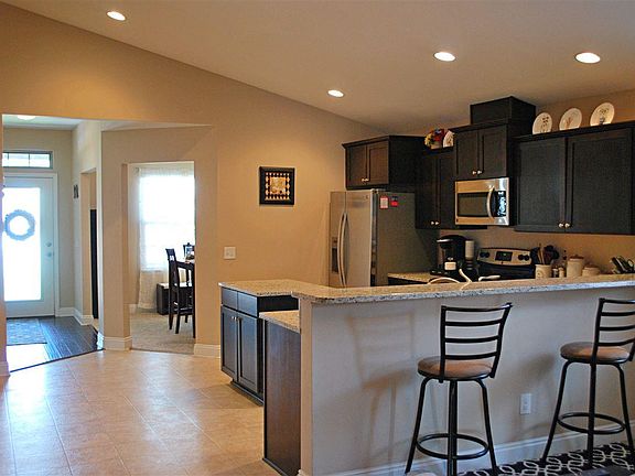 3rd image of 9573 Laramie Dr