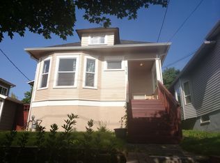 975 22nd Ave, Seattle, WA 98122