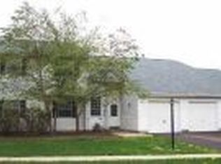 59 Gant Cir APT G, Streamwood, IL