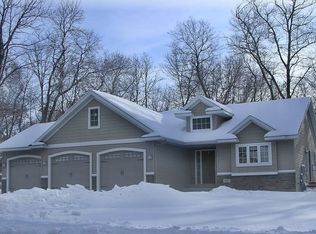 1912 Wildflower Ln NE, Alexandria, MN 56308