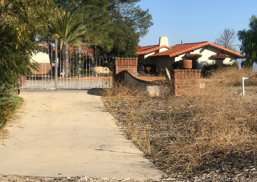 1st image of 38400 Via Vista Grande
