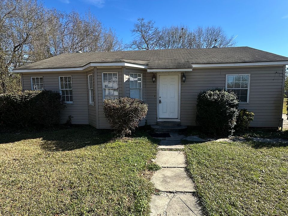 1st image of 303 N 19th Ave