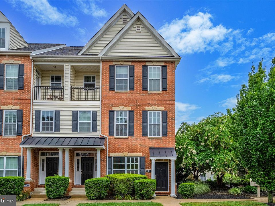 1st image of 4424 Driftwood Dr #79