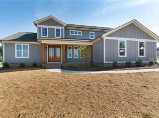 2890 Bradshaw Rd #1, Mooresville, NC 28115