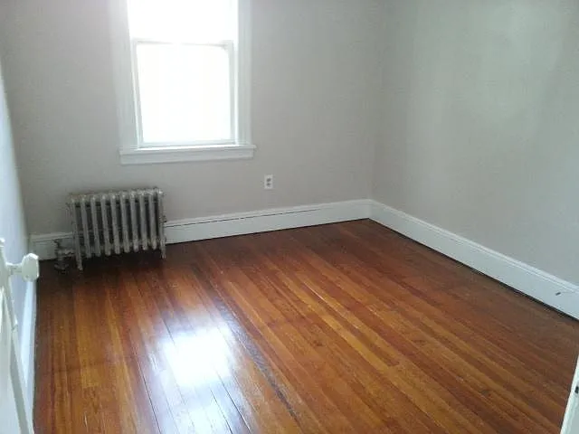 26 Caroline Ave — Photo 3