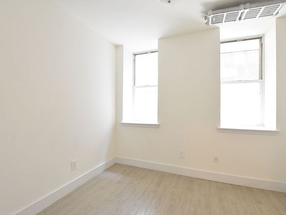 2nd image of 22 Saint Nicholas Pl #A1