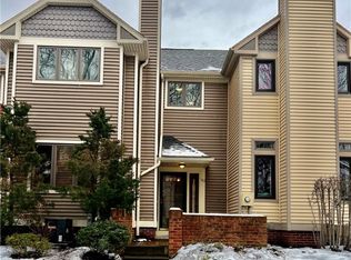 180 Cornhill Pl, Rochester, NY 14608