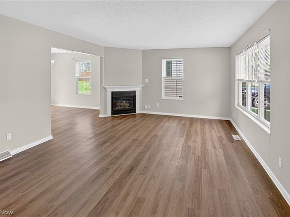 2nd image of 10540 Clairdoan Ave