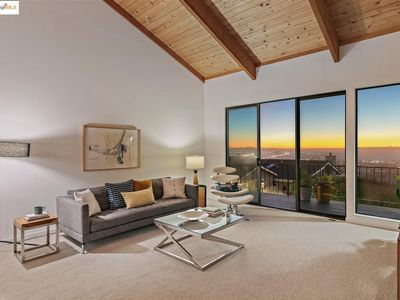 23 Binnacle Hl, Oakland, CA, 94618