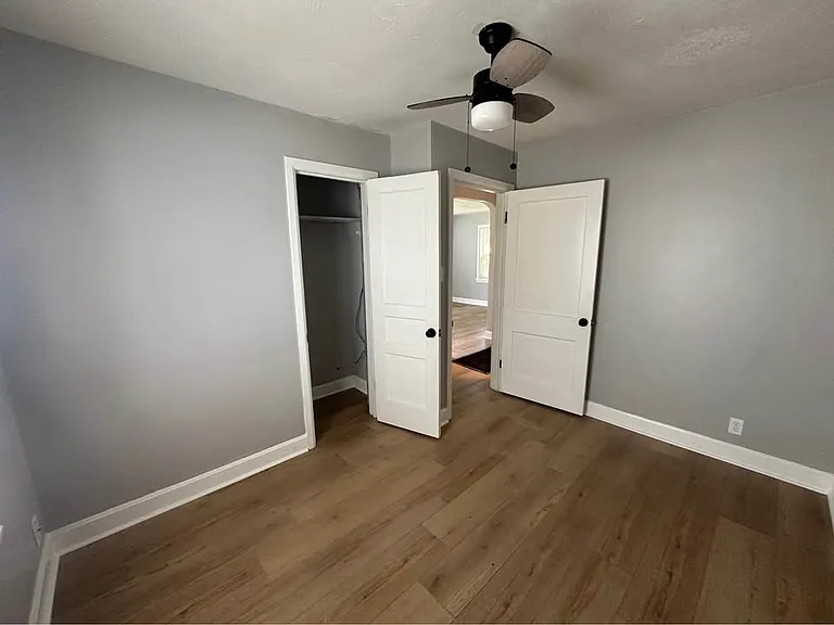 4017 Taylor Blvd — Photo 5