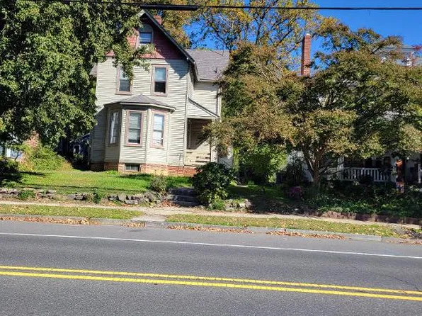 411 High St, Mount Holly, NJ 08060