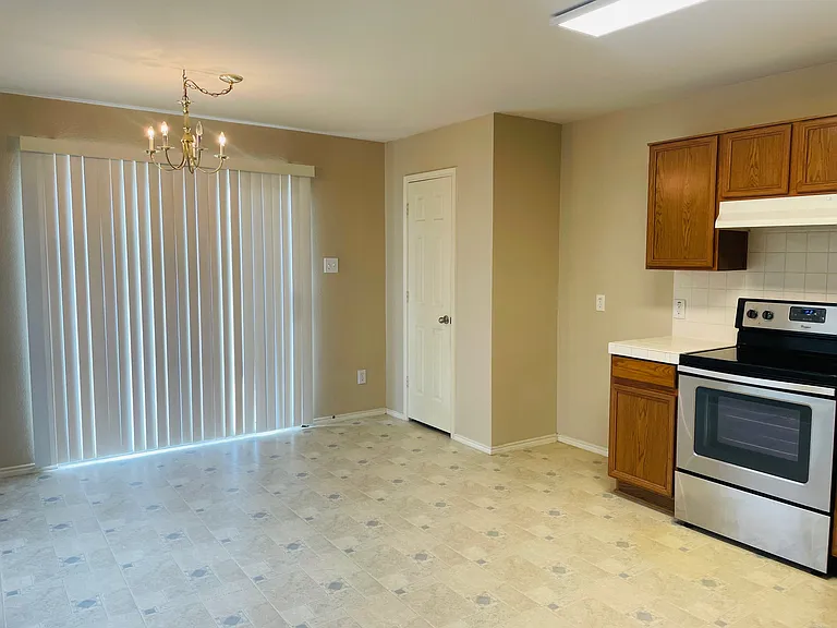 614 Rock Brook Dr — Photo 7