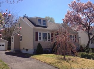 125 Kneeland Rd, New Haven, CT 06512