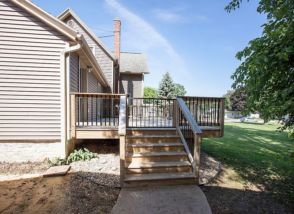 421 Eldred St, Mazomanie, WI 53560 Zillow