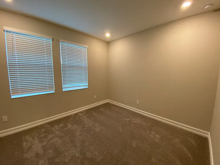 4671 Almada Ln — Photo 27