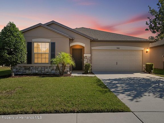 2nd image of 988 Scarlet Plume Ln