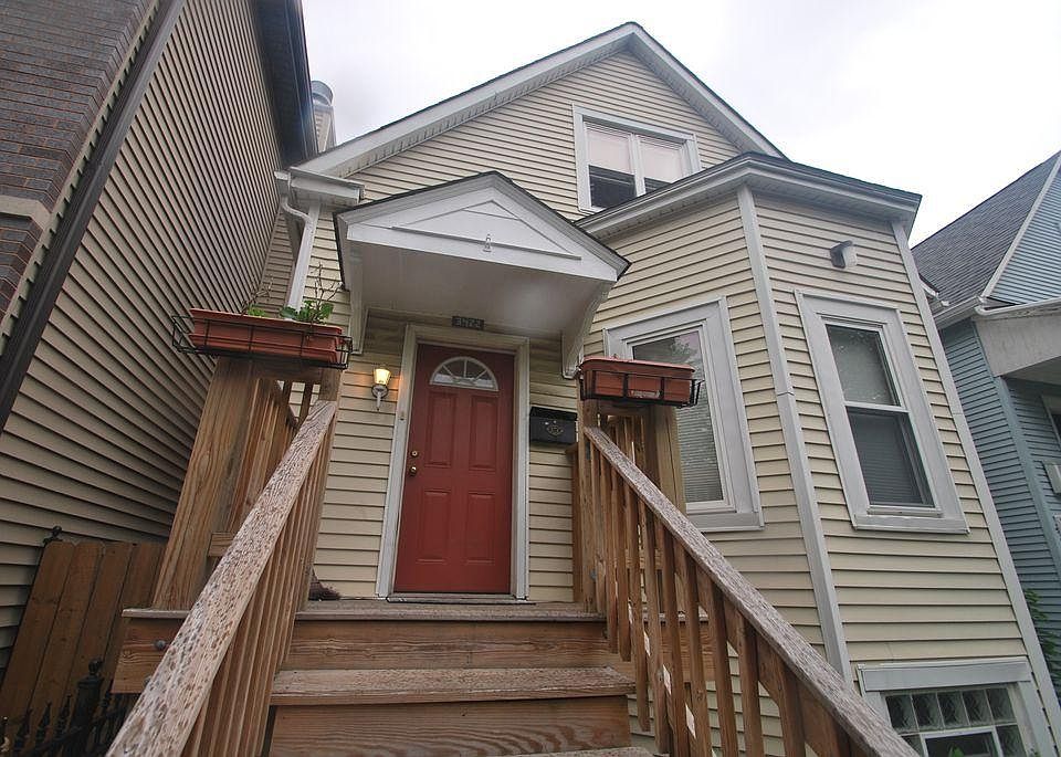 Single family home - Basement, 1st, 2nd floor AND 2 car garage all included!