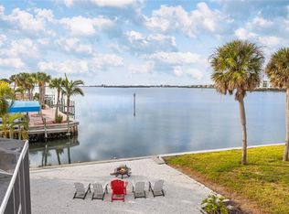 1380 Aqua View Ln, Englewood, FL 34223