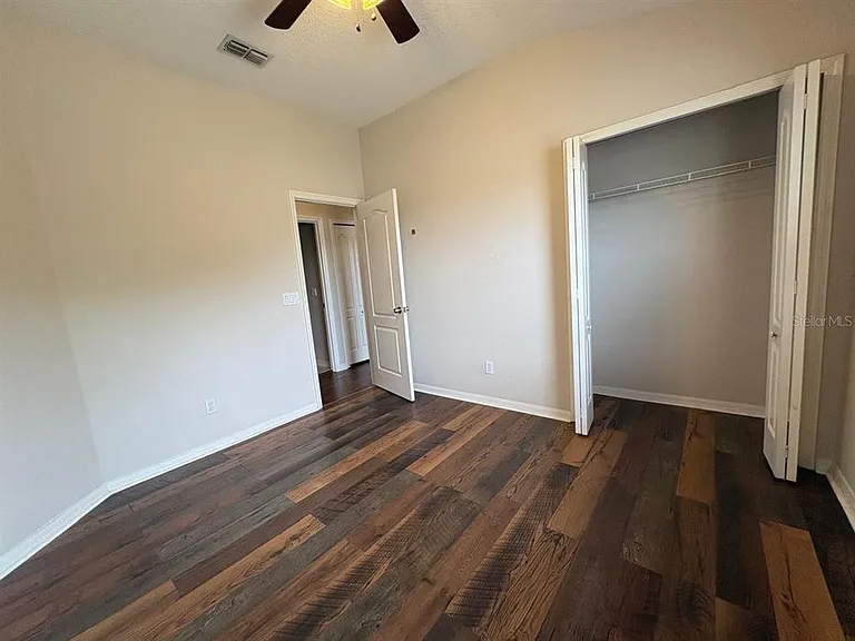 10907 Derringer Dr — Photo 22