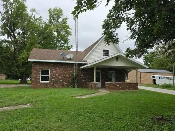645 Section St, Newberry, IN 47449