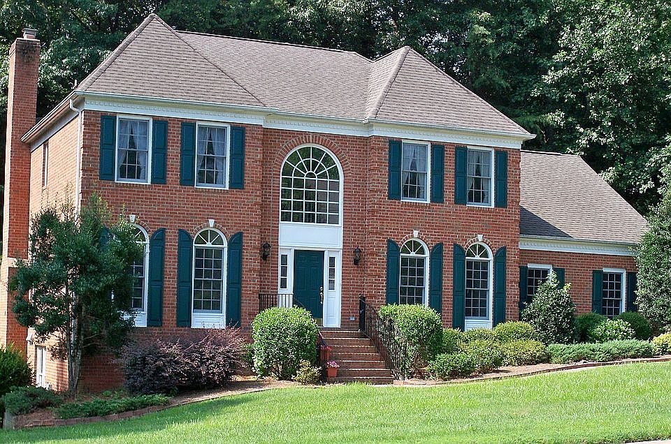 Beautiful Brick 2-Story w/Basement