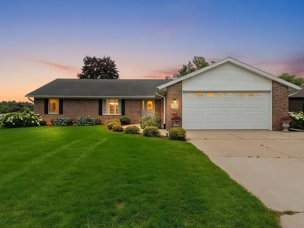 503 Riverside Dr, Shawano, WI 54166