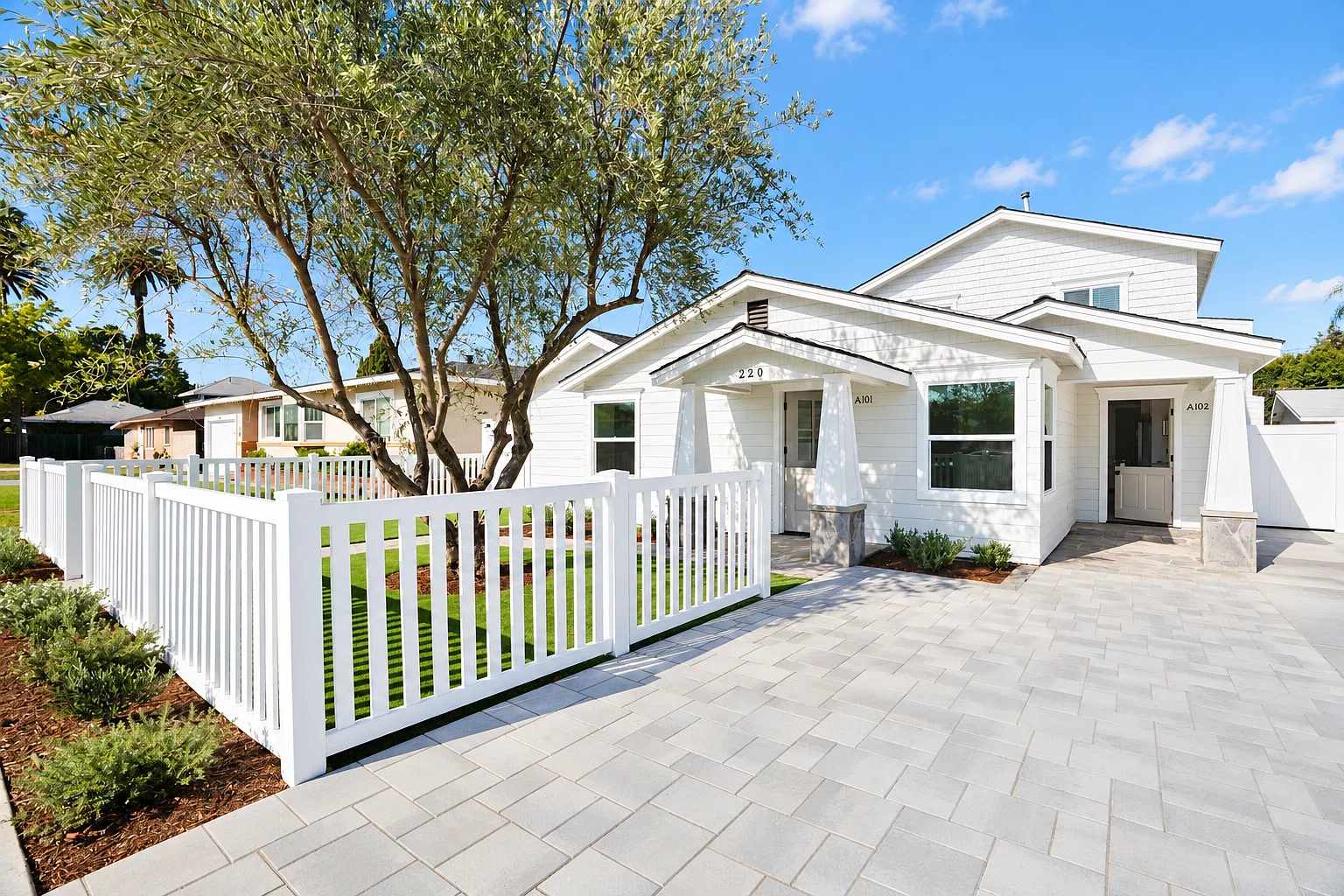222 Costa Mesa St — Photo 1