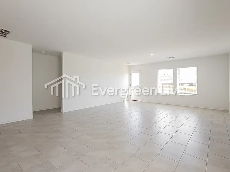 10904 SW 22nd St — Photo 5