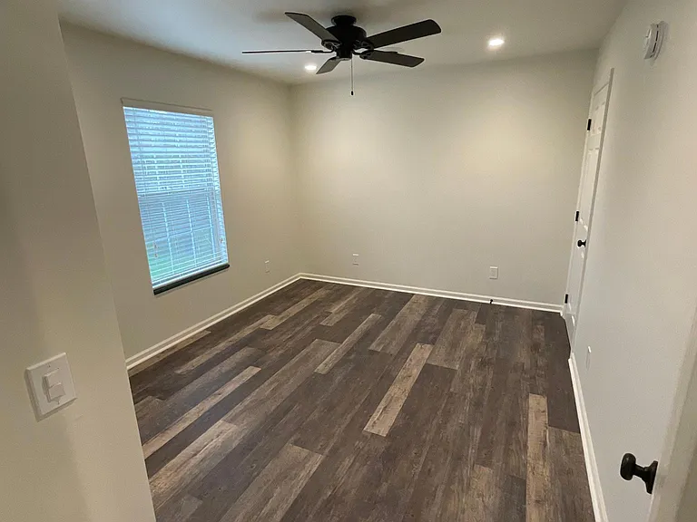 947 Nichols Rd — Photo 10