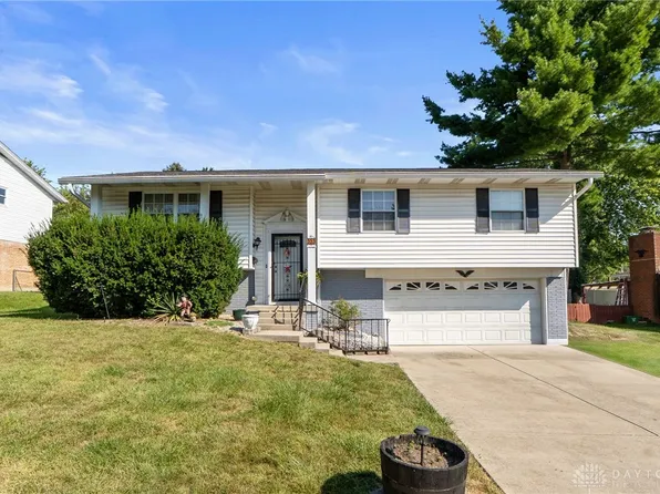 353 Bellaire Dr, Fairborn, OH 45324