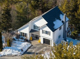 20 Fleet Ct, Halifax, NS B4A 4J8