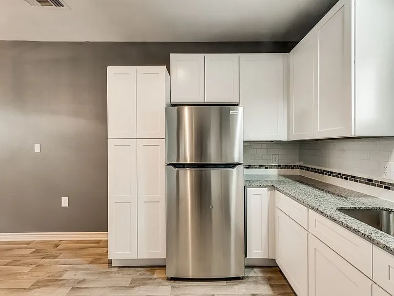McFarlin Place Apartments — Photo 6
