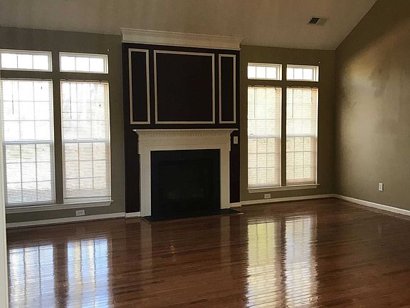 2nd image of 108 Green Bank Ln