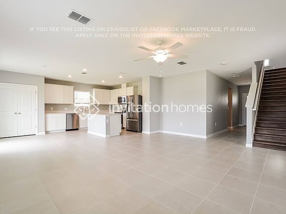 5th image of 221 Woodsage Pl