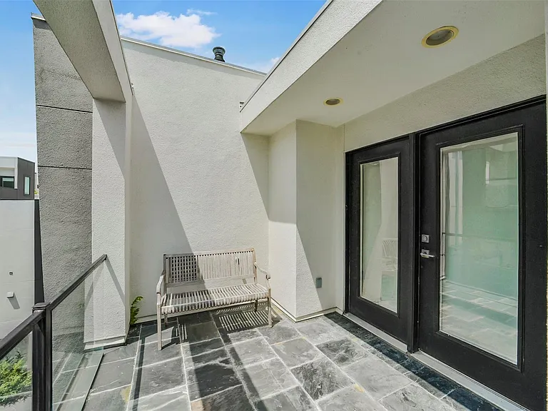 1520 Malone St — Photo 39