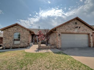 6112 SE 7th St, Midwest City, OK 73110