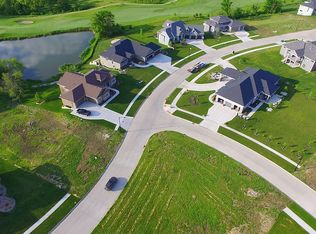 3233 Prairie Rose Dr, Norwalk, IA 50211