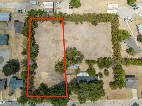 S 15th St, Waco, TX 76706