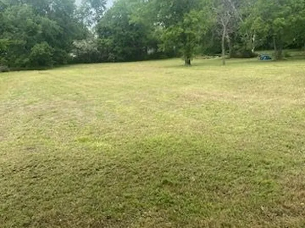 0 S McKinney St, Ennis, TX 75119