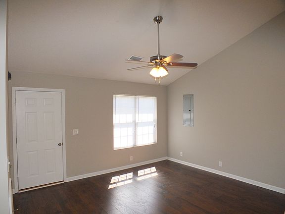 2nd image of 2716 Painted Pony Dr