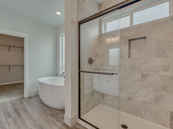 4th image of 4436 SE 62nd Ave