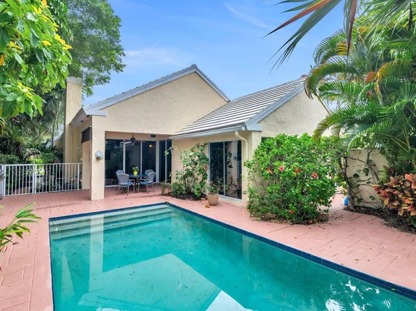 9358 Heathridge Drive, West Palm Beach, FL 33411