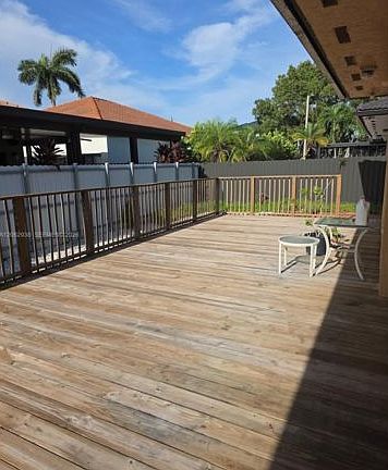 3rd image of 14811 SW 32nd Ln #0