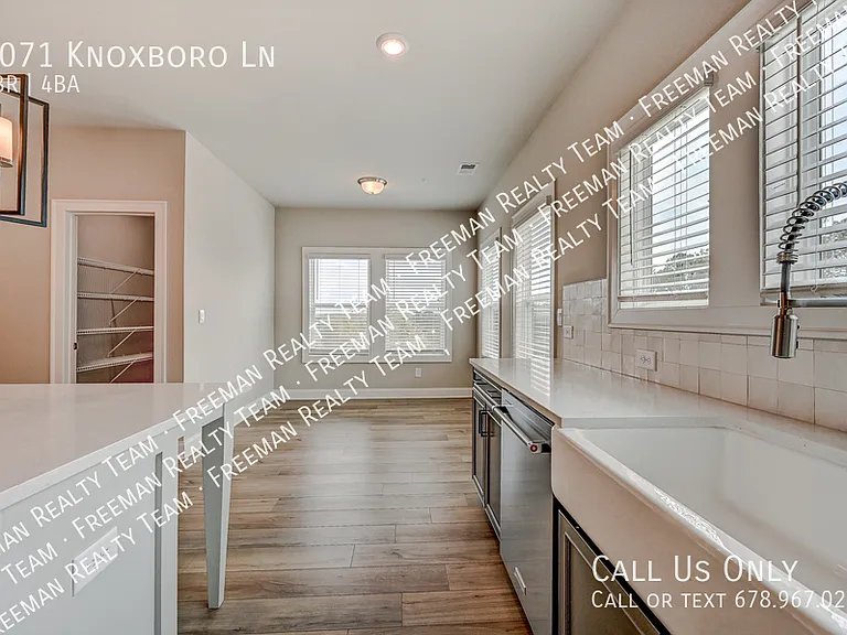 1071 Knoxboro Ln — Photo 7
